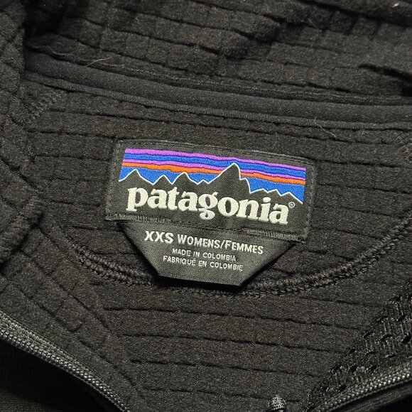 Patagonia Women's R1 Fleece Pullover - Black - Picture 6 of 8